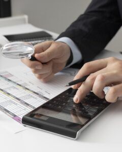 AulaPlus Formación El Supremo sentencia: te vas de baja... ¡y te siguen pagando las noches y festivos!